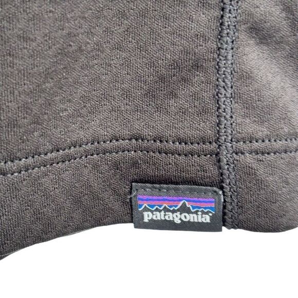 Patagonia CAPILENE MIDWEIGHT BASELAYER FOR COOL TO COLD Tee Shirt Black Size XS - Picture 3 of 4